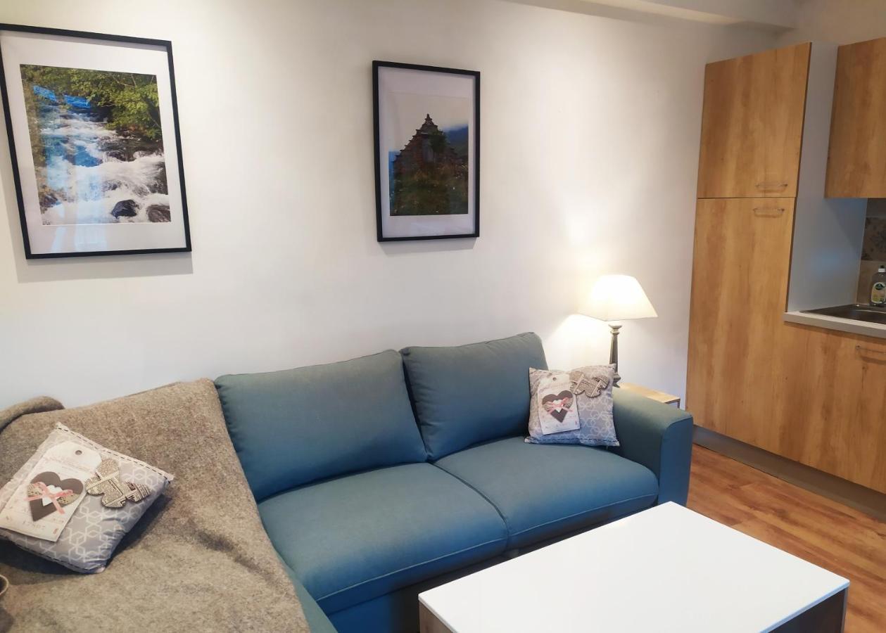 Chez Lolette Aparthotel ลูซ-แซ็ง-โซเวอร์ ภายนอก รูปภาพ