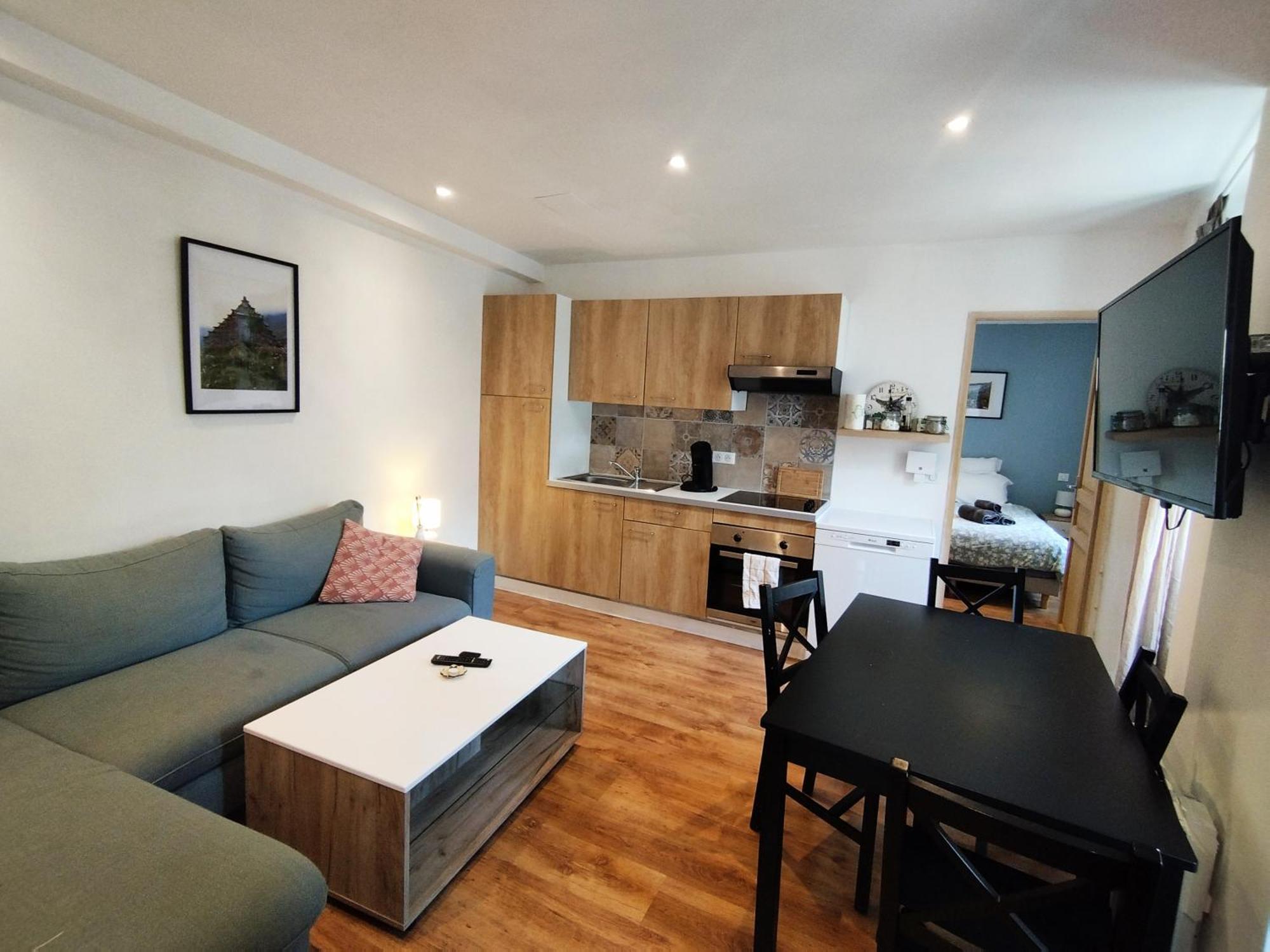 Chez Lolette Aparthotel ลูซ-แซ็ง-โซเวอร์ ภายนอก รูปภาพ